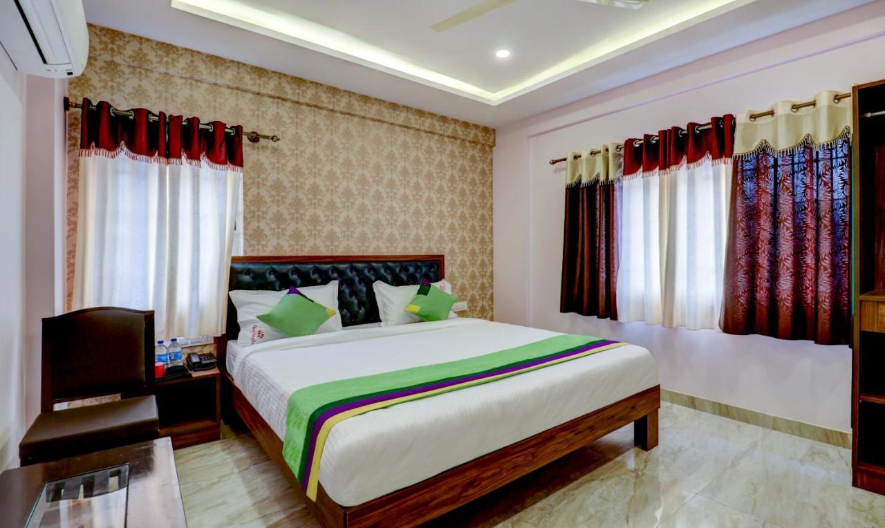 Treebo Three Street Inn Bangalore Exteriör bild